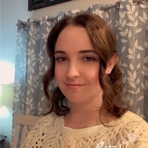 Meet your Posher, Cassandra